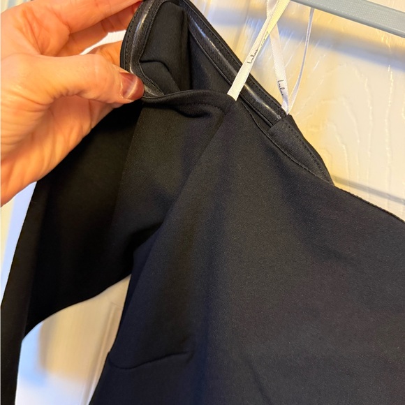 NWT Lulu's Classic Black - Off the Shoulder Classic Evening Dress - M - Picture 4 of 10